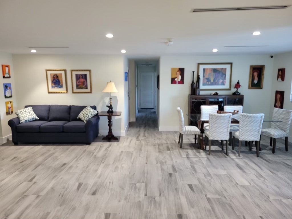 Living room at Mary's House ALF in Cutler Bay